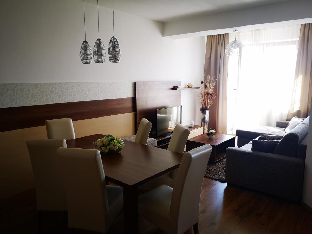 Apartman Laria Vel'ka Lomnica Exterior foto